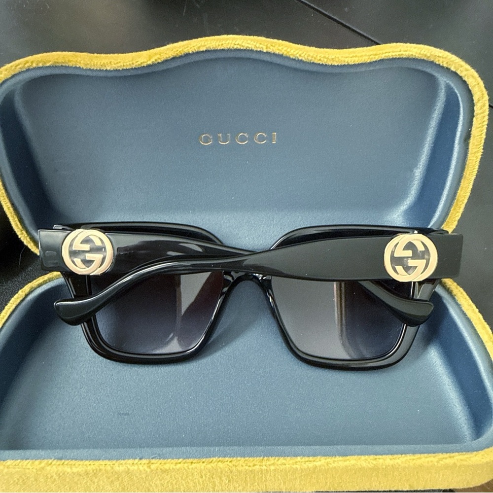 Gucci Black Sunglasses with Gold Double G Accent - Picture 2 of 6